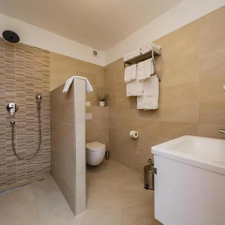 Stone Queen Villa *